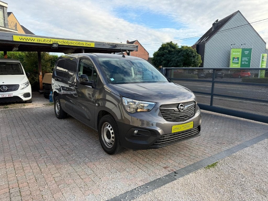 OPEL COMBO * 1.5d * L2H1 * 130 CV  * CAMERA  * GPS, Autos, Euro 6, Entreprise, 3 places, Boîte manuelle