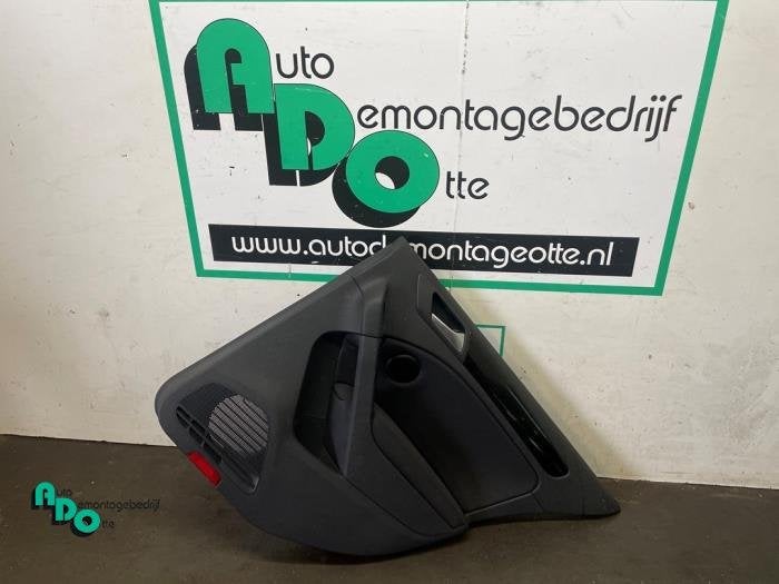 Portierbekleding 4Deurs rechts-achter van een Volkswagen Gol, Auto-onderdelen, Gebruikt, -, Volkswagen, -