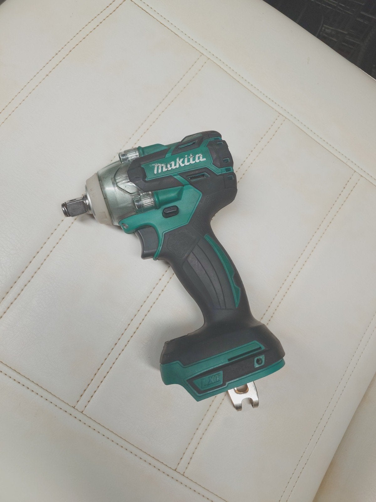 Makita lxt 18v dtw285z, Enlèvement