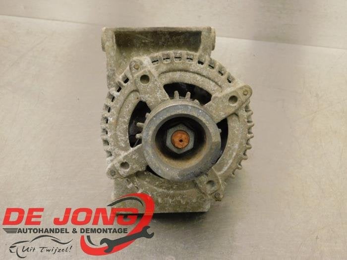 Dynamo van een Opel Astra, Gebruikt, -, -, Opel