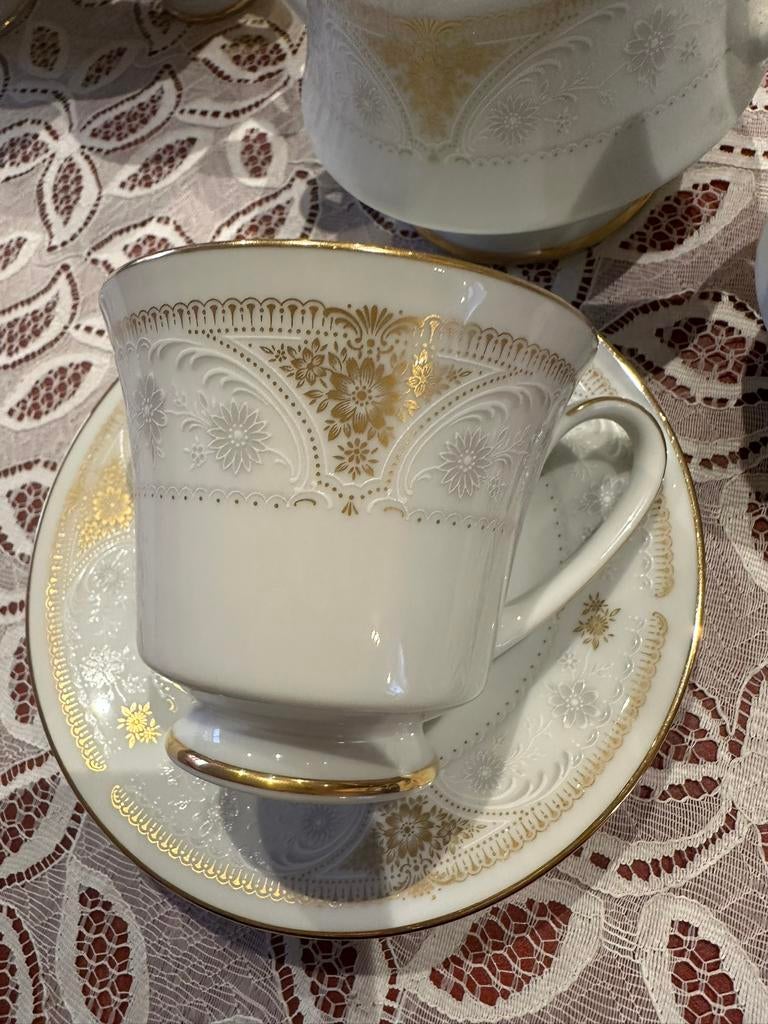 Koffie/thee servies Noritake 2062, Antiek en Kunst, Ophalen