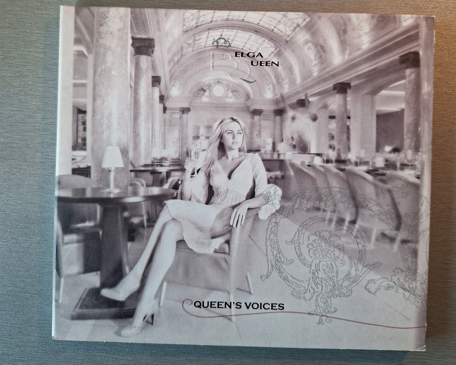 Cd. Belga Queen. Queen's voices (Compilatie,  Digipack)., Ophalen of Verzenden