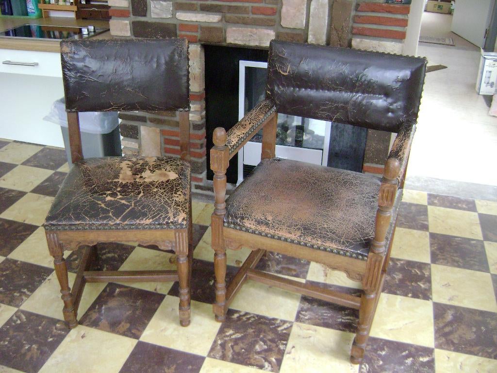 2 Antieke eiken stoelen, Antiek en Kunst, Antiek | Meubels | Stoelen en Sofa's, Ophalen