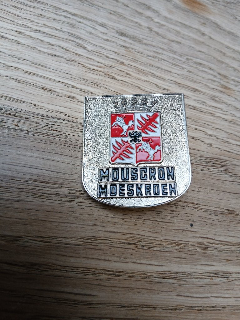 Breloque police de Mouscron, Collections, Objets militaires | Général, Envoi, Autres, Emblème ou Badge