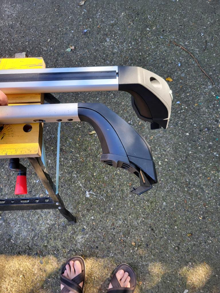 Originele Renault Koleos dakdragers / roof bars met sleutels, Ophalen, Gebruikt
