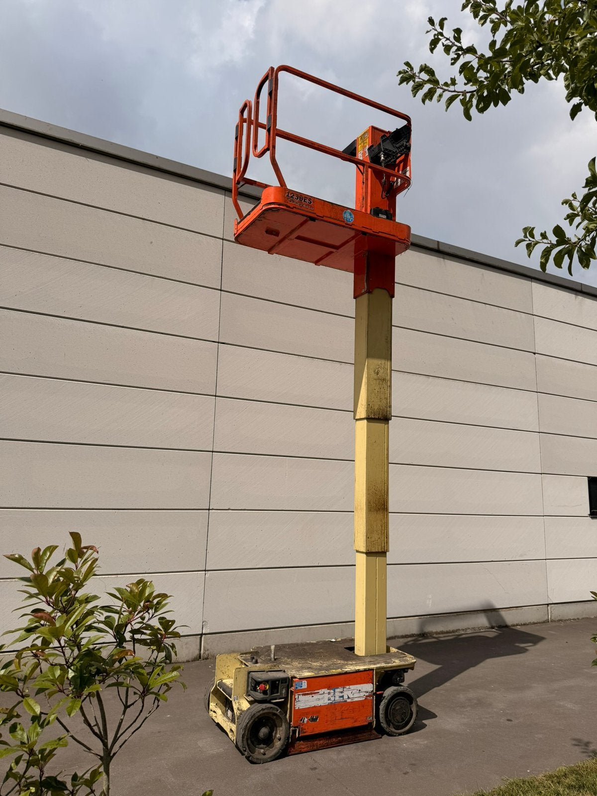 JLG 1230ES schaarlift 6 meter in prima staat met 616 uren, Ophalen of Verzenden