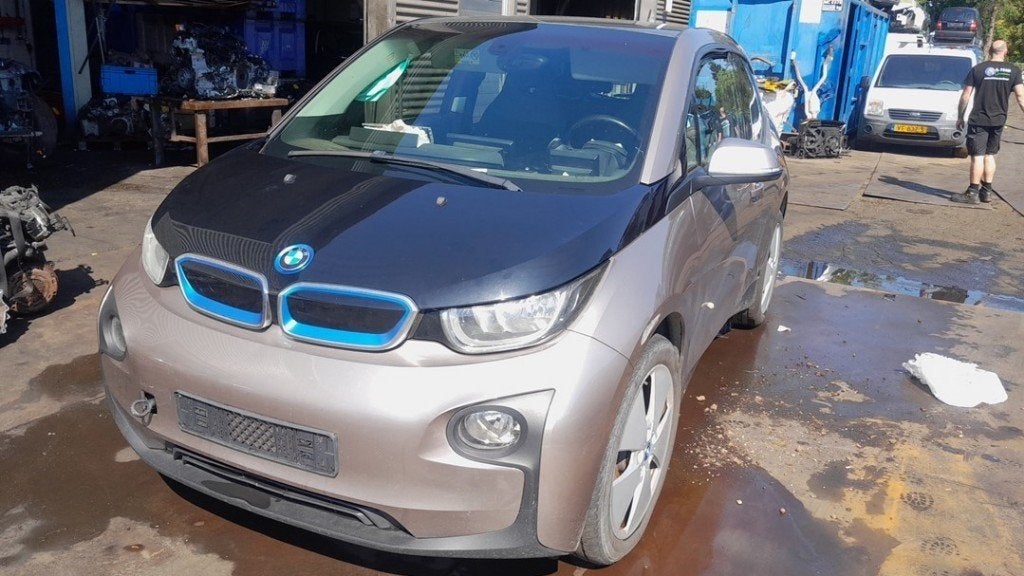 FUSEE LINKS VOOR BMW i3 (I01) (01-2013/07-2022), Gebruikt, BMW, Petuelring 130
80809  München, DE, Bayerische Motoren Werke AG