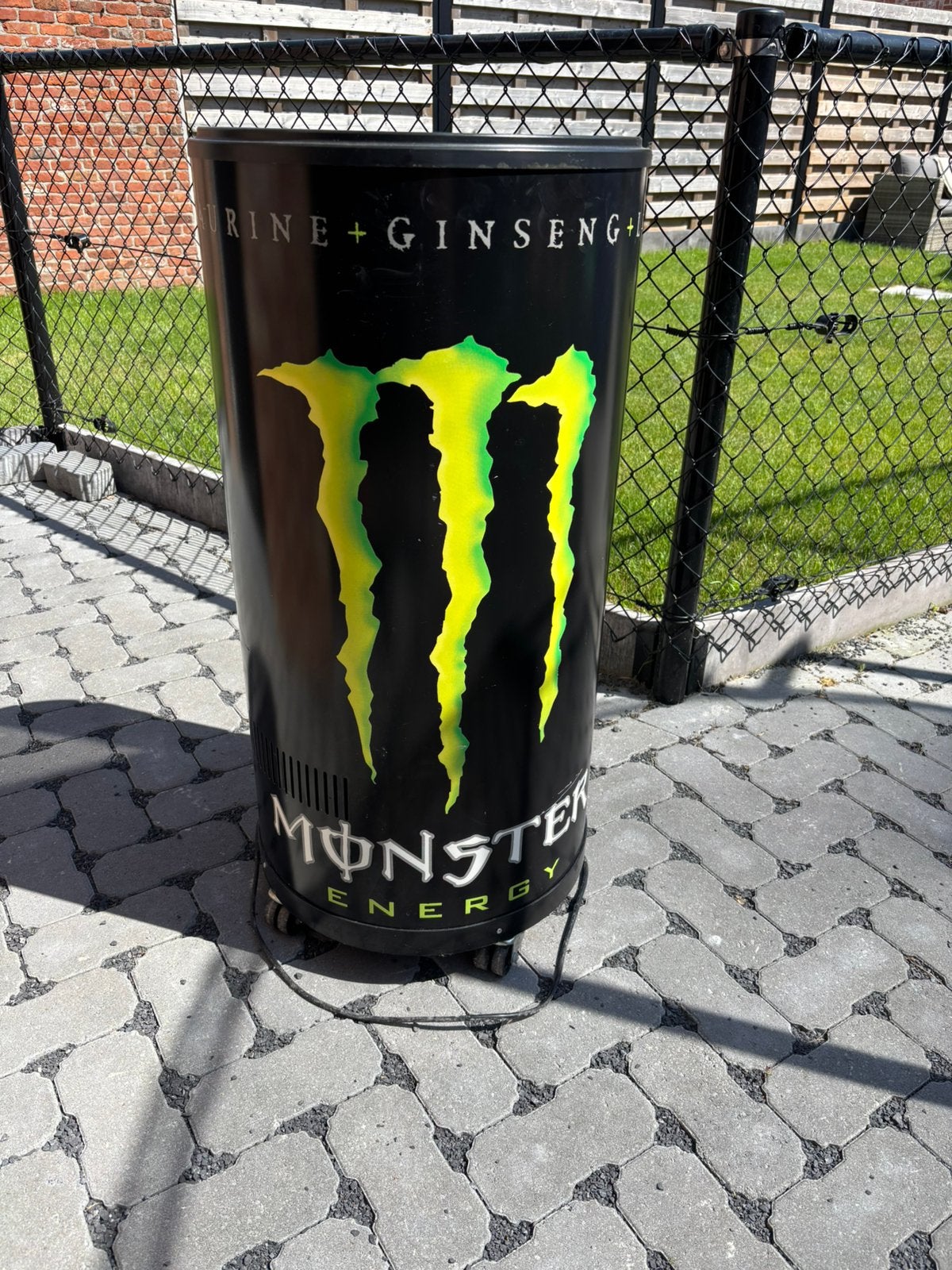 Monster Energy koelkast, Enlèvement, Comme neuf