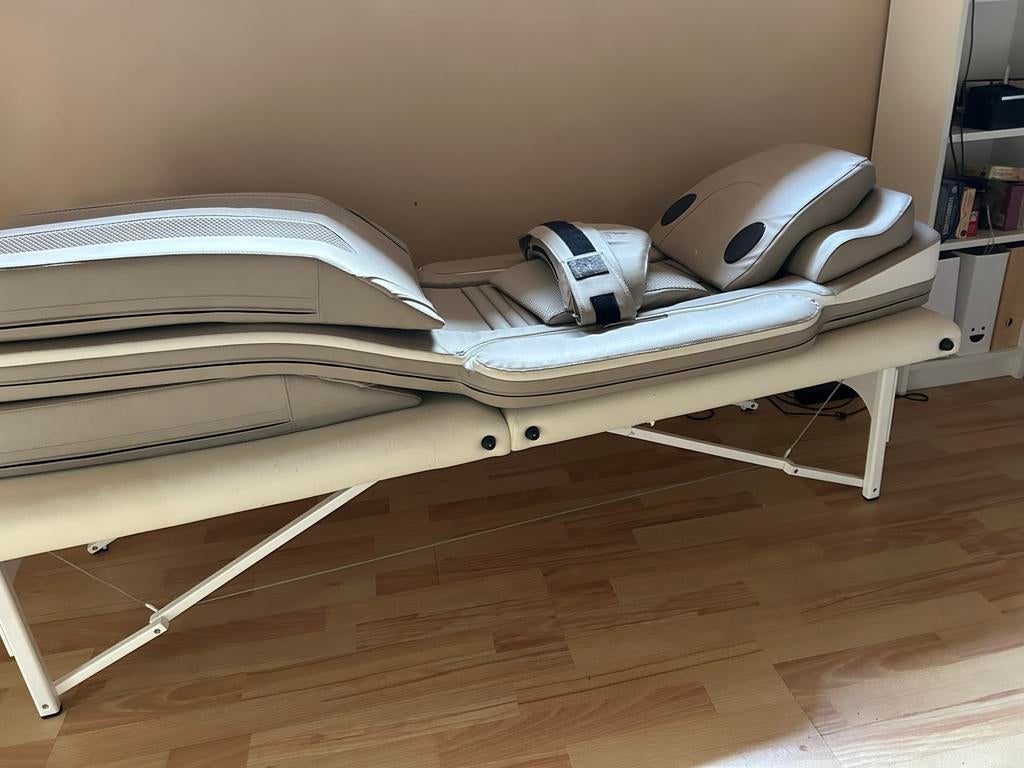 Hhp massagematras met tafel, Sport en Fitness, Ophalen, Gebruikt, Massagestoel of Kussen
