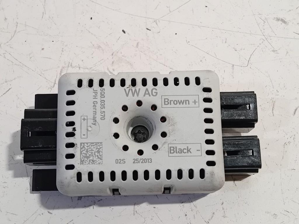 Antenne versterker Seat Leon, Auto diversen, Autoradio's, Ophalen of Verzenden, Van der Ven Autorecycling B.V., Onderdelen@venauto.nl