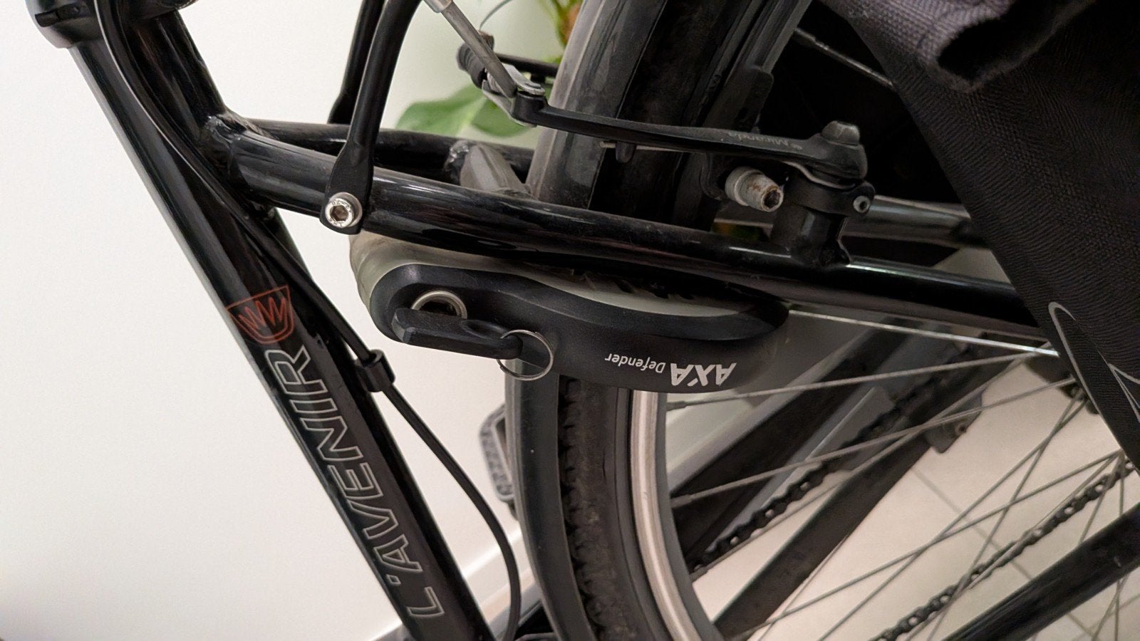 L'Avenir Freeway damesfiets + Basil tassen & slot, Fietsen en Brommers, Fietsen | Dames | Damesfietsen, Gebruikt, Velgrem, Versnellingen