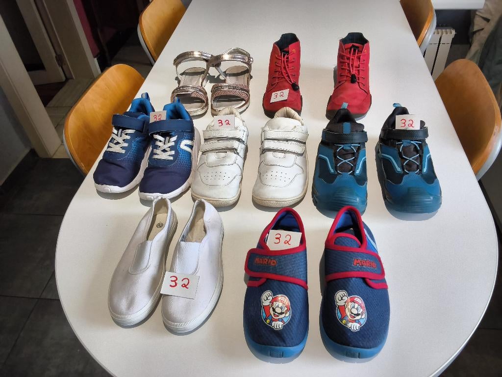 Chaussures /baskets/baby gym/pantoufles...enfants /Pt.32, Garçon ou Fille, Enlèvement ou Envoi, Utilisé, Chaussures