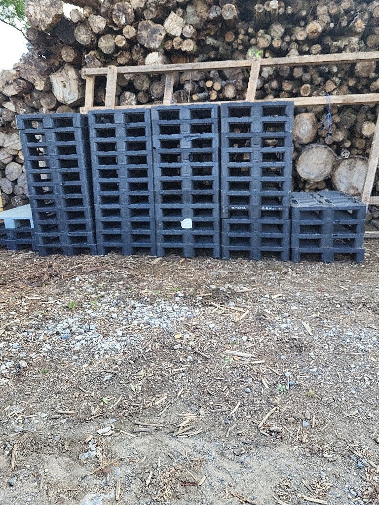 Palette plastique, Jardin & Terrasse, Barils de pluie, Enlèvement, Utilisé