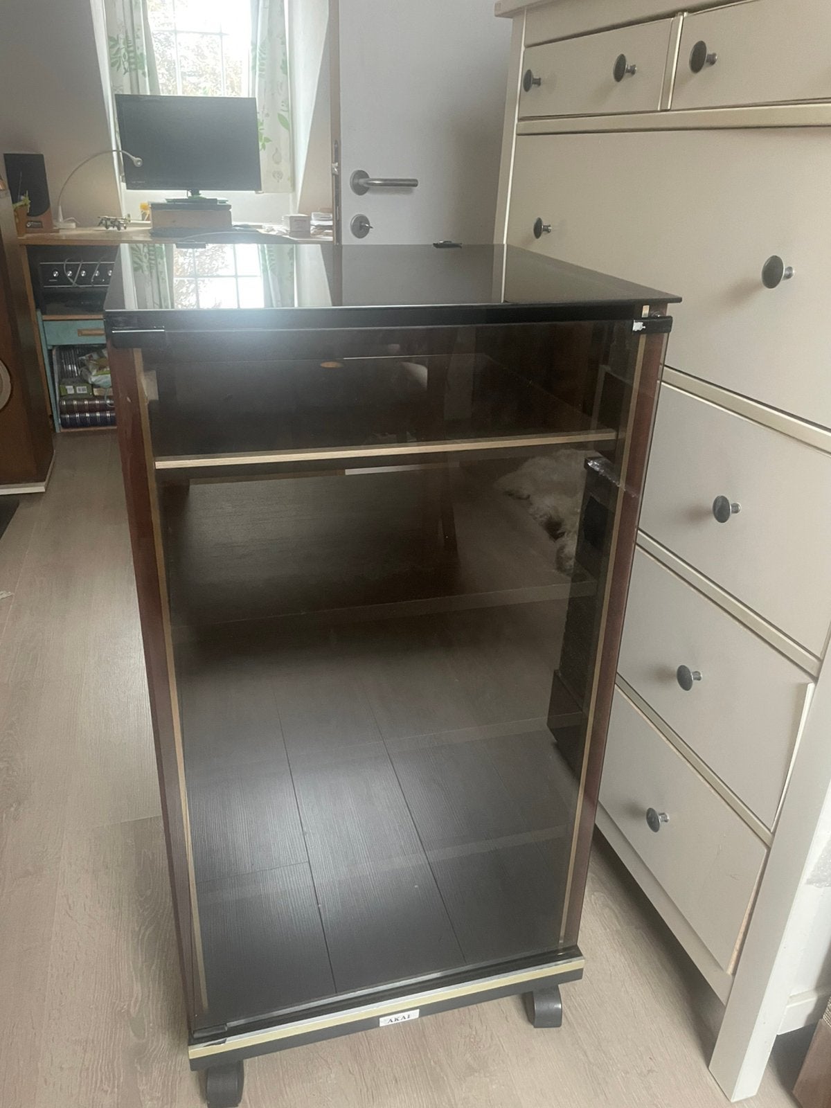 Meuble Hi-fi AKAI en excellent état, Enlèvement, Comme neuf