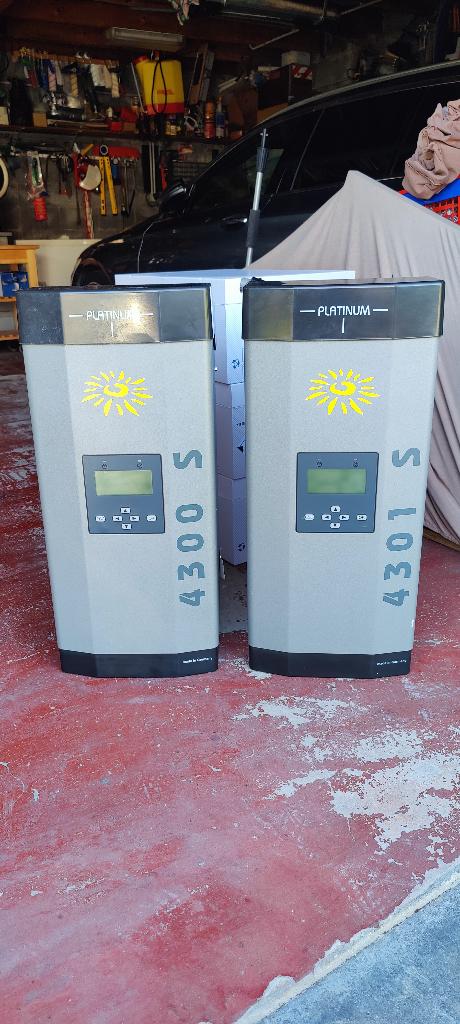 2 Omvormers Platinum 4300S en 4301S., Elektronische apparatuur, Overige elektronische apparatuur, Ophalen, Zo goed als nieuw