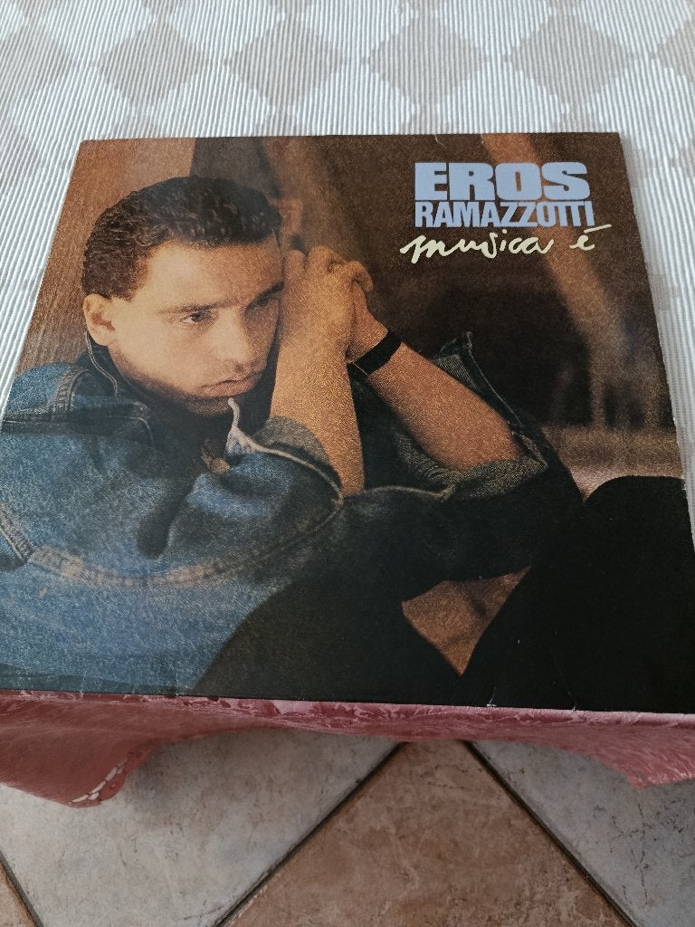 Vinyl 33T .Eros Ramazzotti -Musica e', Enlèvement ou Envoi, Pop, Utilisé, LP
