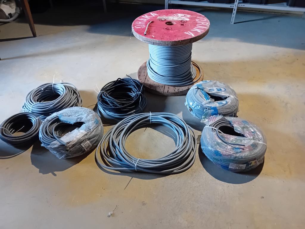 Câbles électriques, Bricolage & Construction, Enlèvement, Neuf, Câble ou Fil électrique