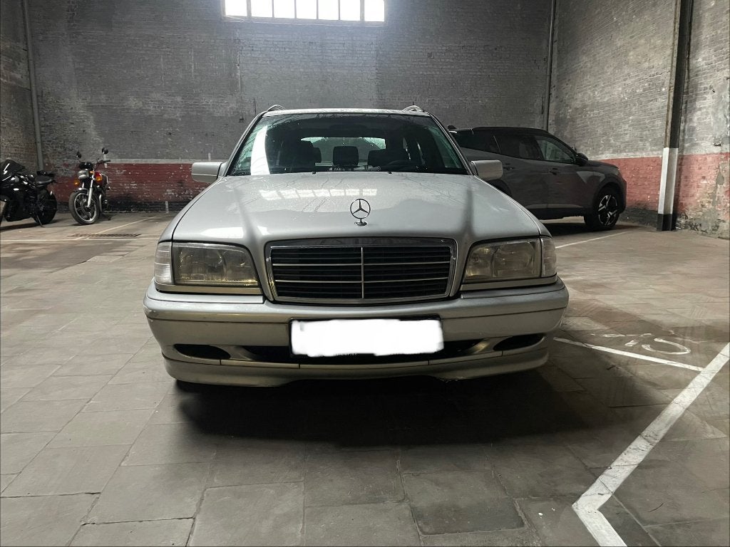 Mercedes C250 SPORT, Autos, Argent ou Gris, Achat, 2500 cm³, Entreprise