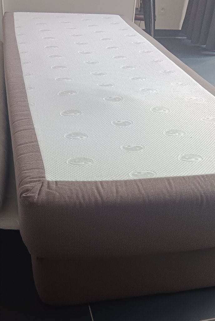 ressorts ensachés pour matelas, Matelas, Utilisé, 200 cm, Enlèvement