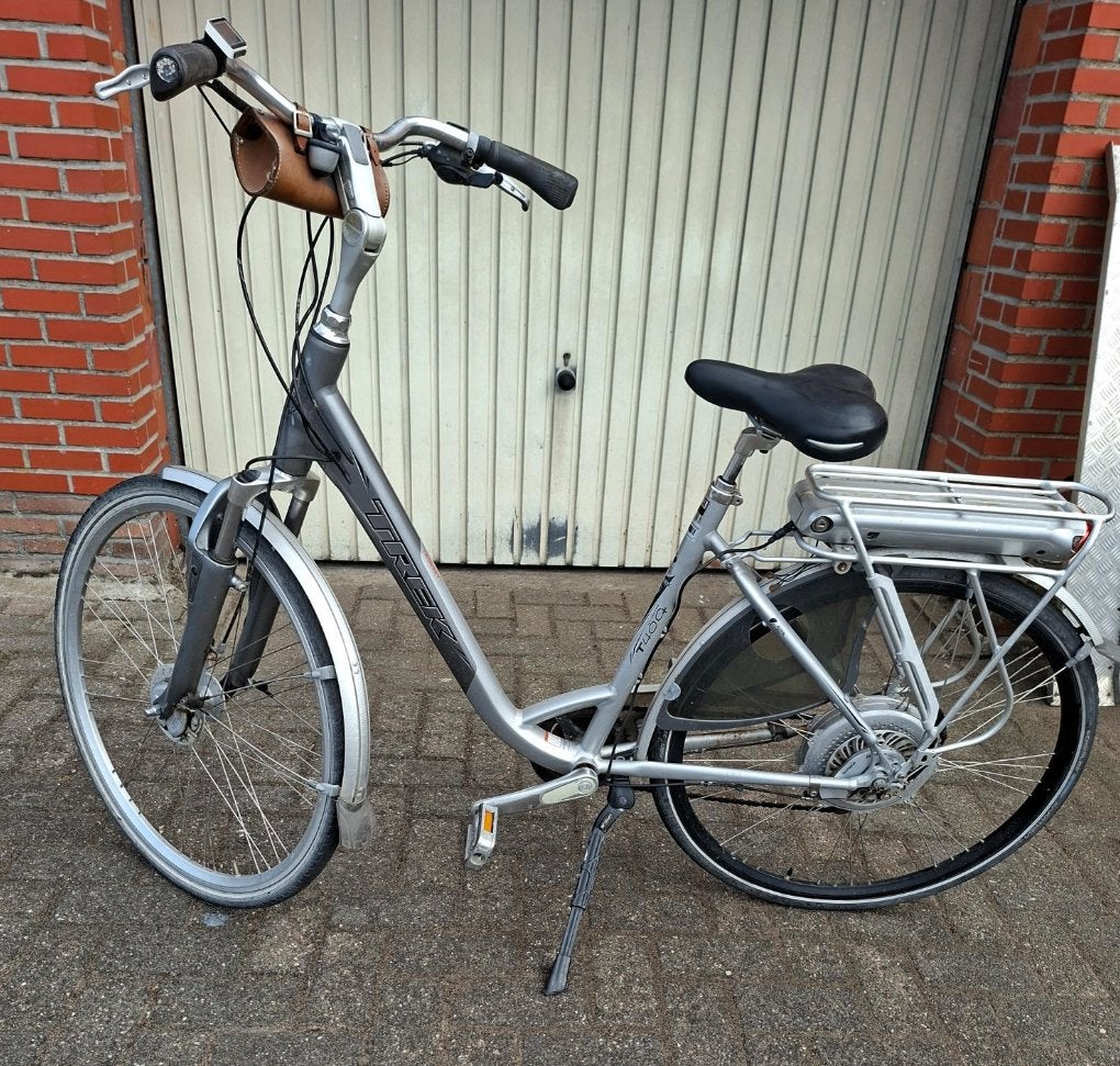 VÉLO ÉLECTRIQUE AVEC CHARGEUR, Vélos & Vélomoteurs, Vélos électriques, 51 à 55 cm, Enlèvement ou Envoi, Utilisé