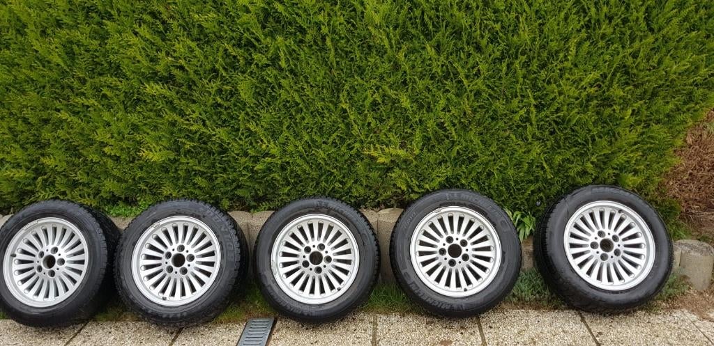 Jantes BMW 16" en aluminium, Pneus hiver, 16 pouces, Véhicule de tourisme, Enlèvement