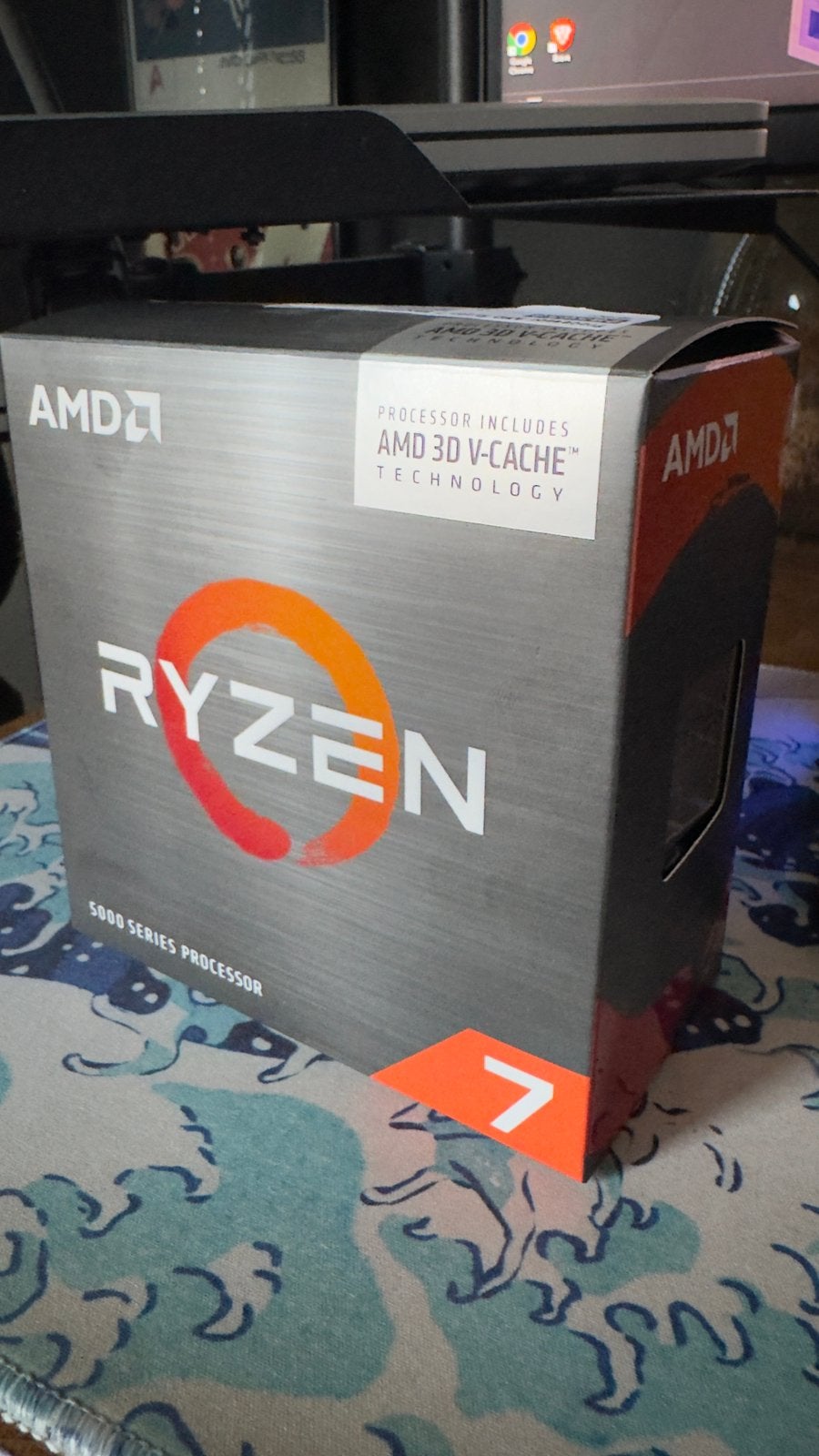 AMD Ryzen 7 5800X3D, Computers en Software, Processors, Ophalen of Verzenden, Zo goed als nieuw