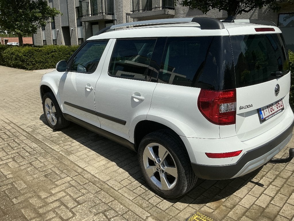 Skoda Yeti 1.2 TSI Outdoor Ambition 2017 | 49000 km, Auto's, Voorwielaandrijving, Stof, Euro 6, 4 cilinders