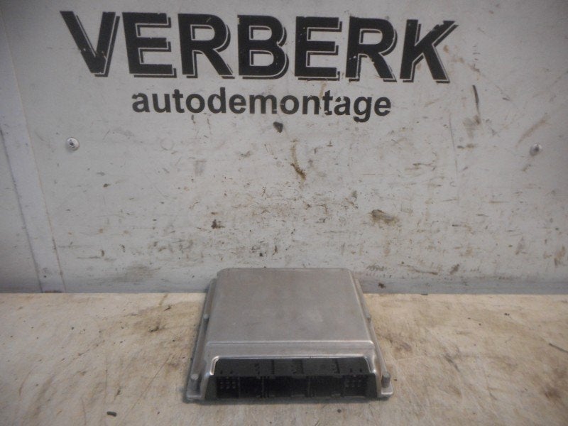CALCULATEUR MOTEUR ECU Mercedes-Benz C (W203) (a6111537479), Robert Bosch AG, Mercedes-Benz, Utilisé, Robert-Bosch-Allee 1
74232  Abstatt, DE
