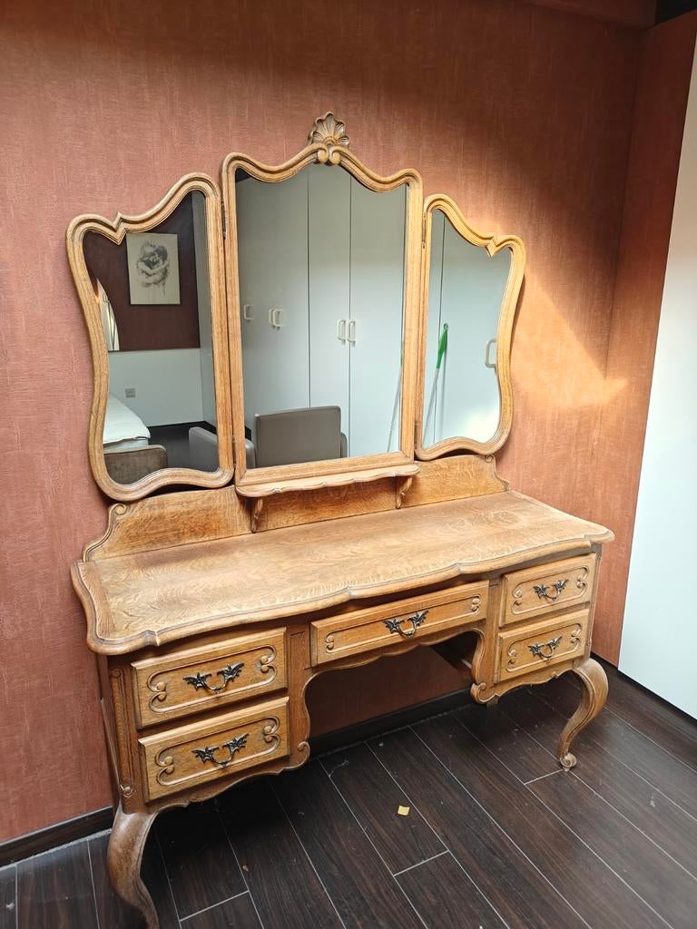 Makeup meubel, Ophalen