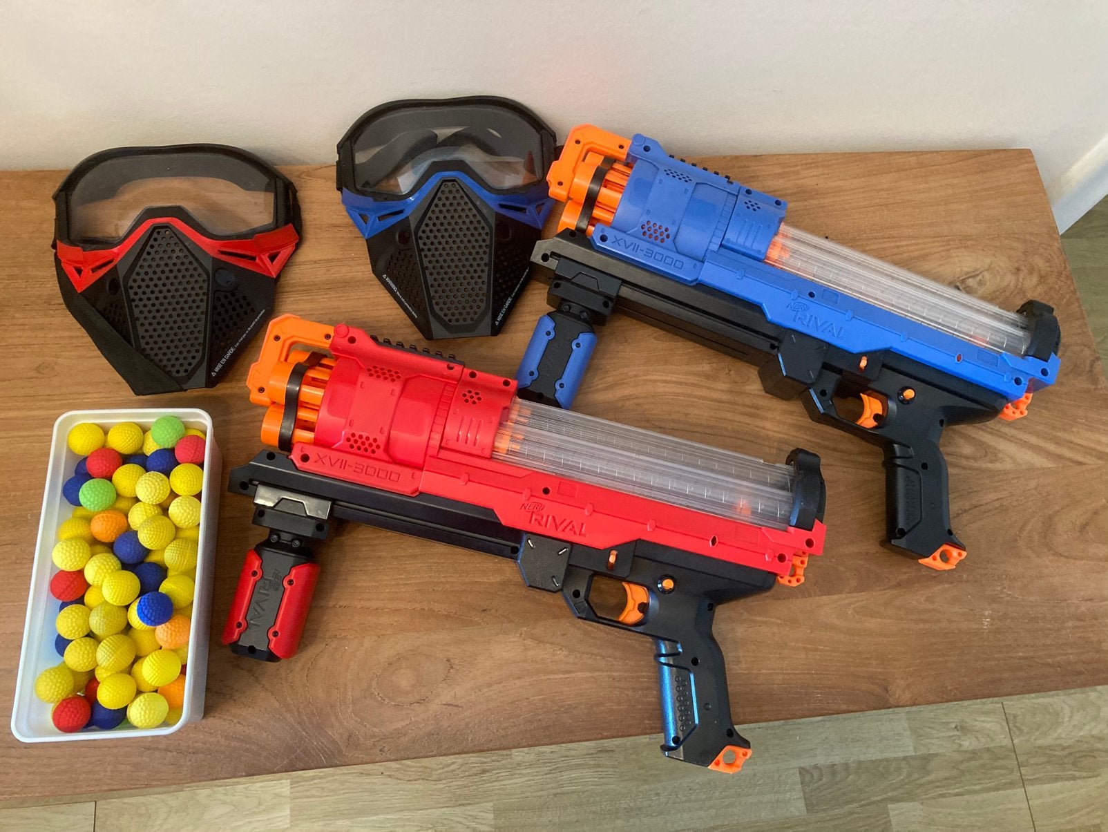 2 Nerf rivals met maskers, Ophalen of Verzenden, Gebruikt
