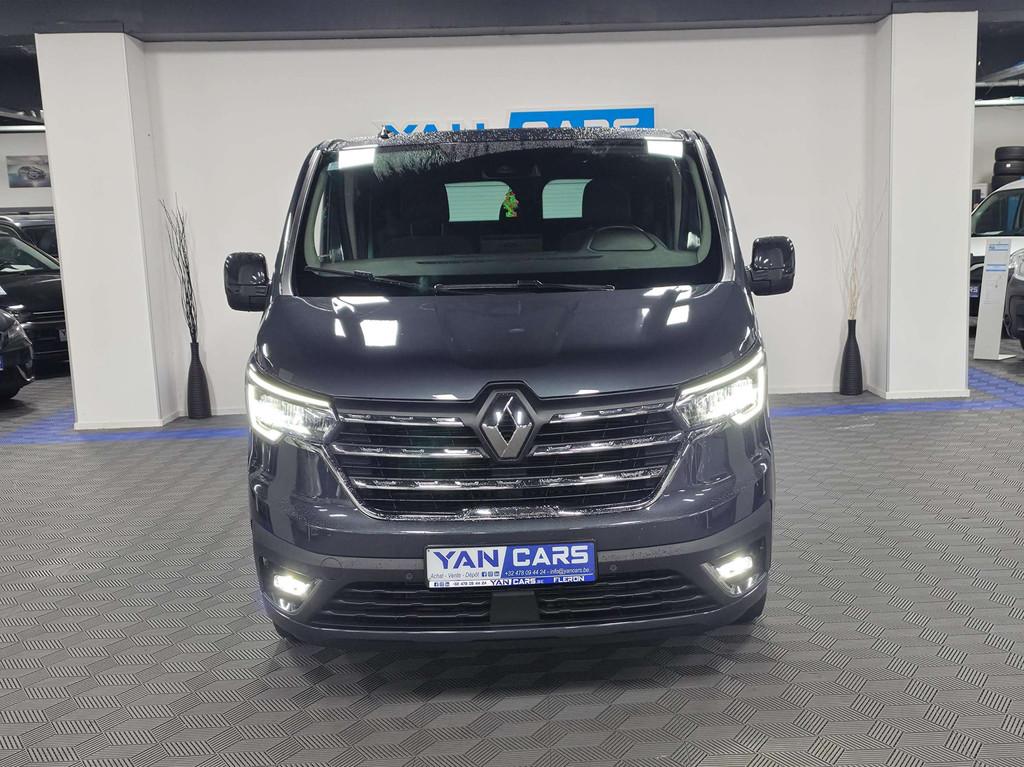 Renault Trafic 5PL DBL CAB • BOITE AUTO • ATTELE • ACC, Auto's, Bestelwagens en Lichte vracht, Gebruikt, 4 cilinders, Renault