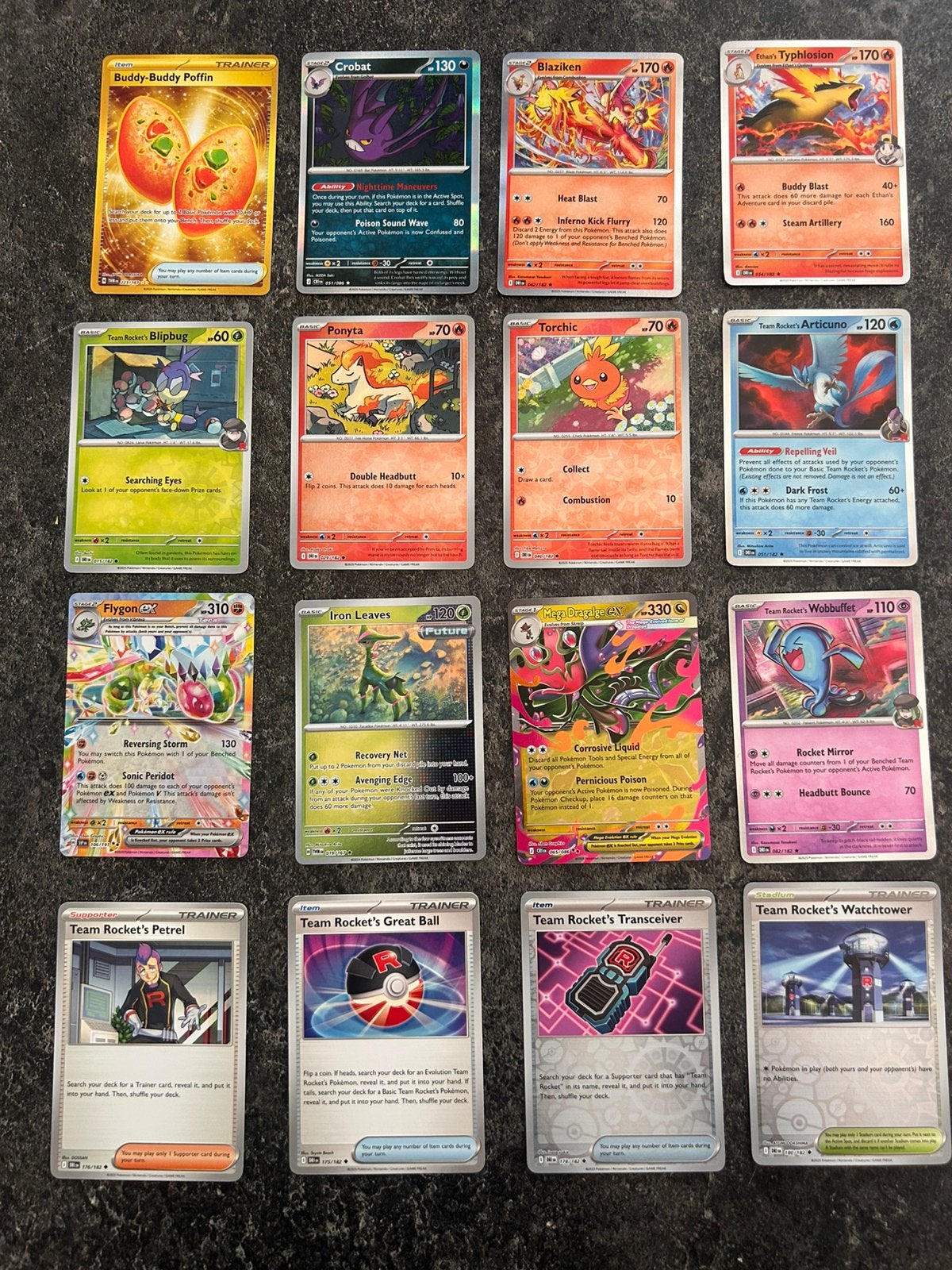 Pokemon holo/reverse holo Hits 90% Destined Rivals, Hobby & Loisirs créatifs, Jeux de cartes à collectionner | Pokémon, Comme neuf