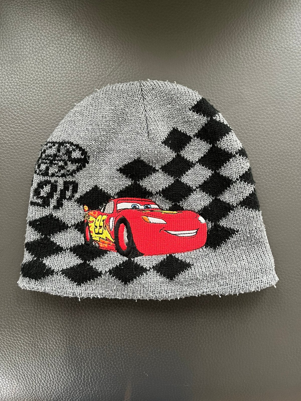 Muts Cars grijs, Enfants & Bébés, Enlèvement ou Envoi, Comme neuf, Bonnet