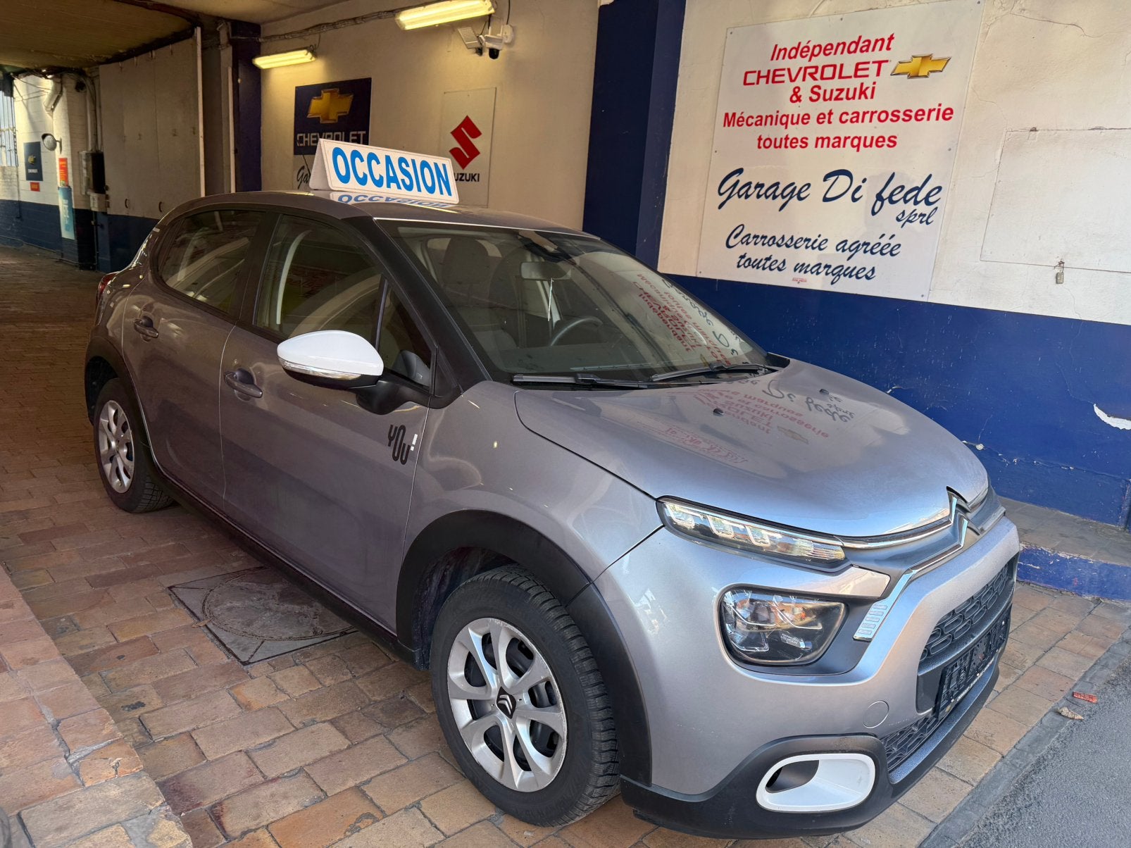Citroën C3 1.2i 83 pk 109.000 km 2023, Voorwielaandrijving, Dealer onderhouden, Adaptive Cruise Control, 5 deurs
