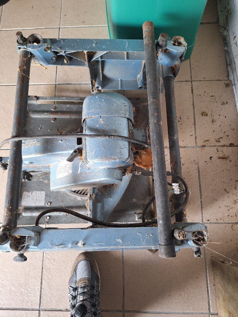 tafelzaag ELU (kantelbaar), Ophalen, Gebruikt, Afkortzaag, Elu