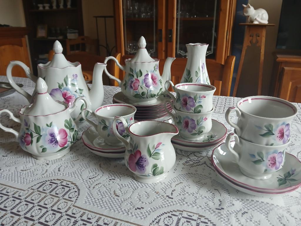 Service à café 23 pièces, Ophalen, Zo goed als nieuw, Compleet servies