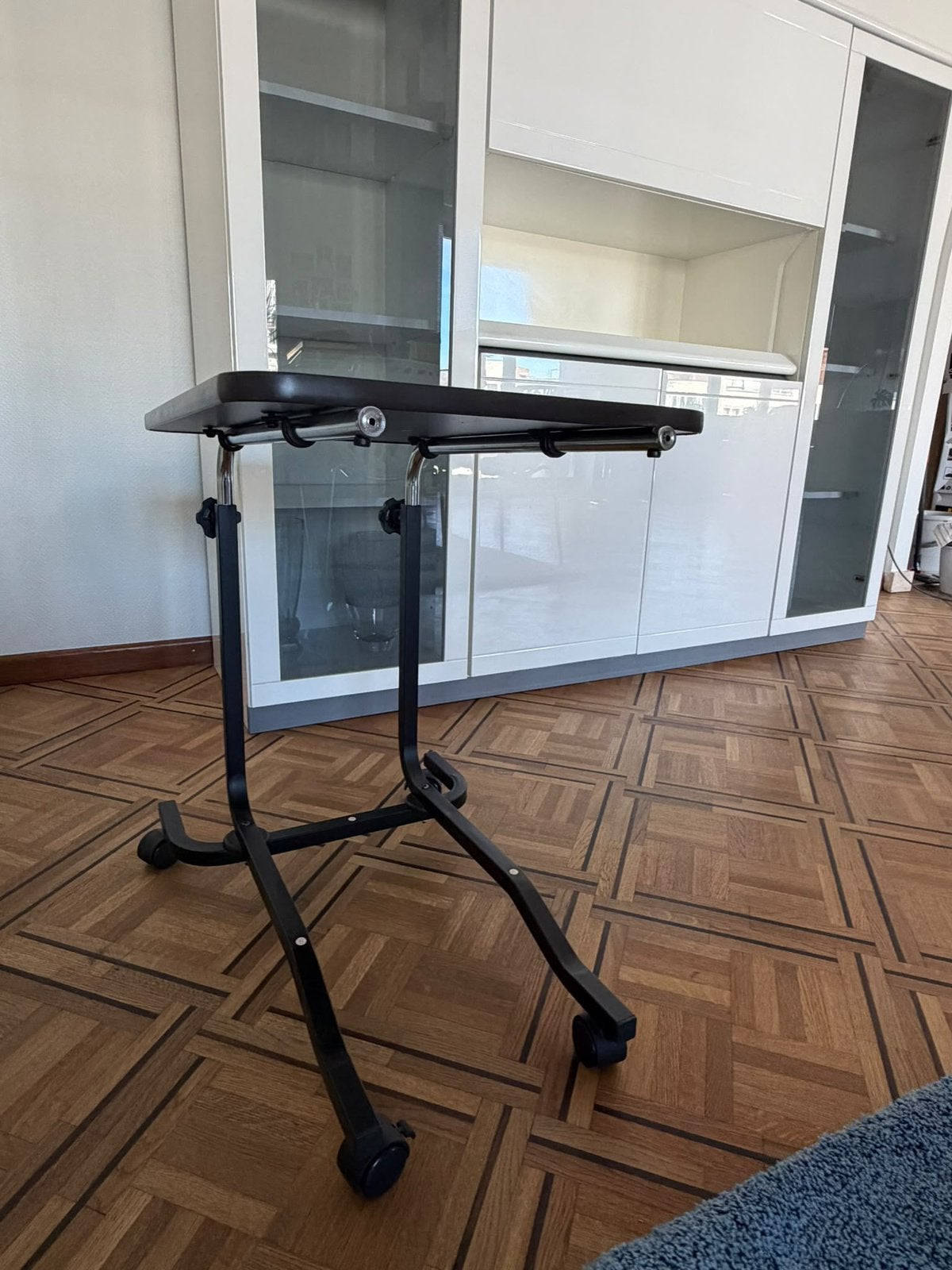 Side table, Enlèvement, Neuf
