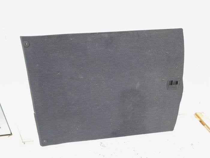 Plaque sol coffre d'un Audi A6, -, 3 mois de garantie, Audi, Utilisé