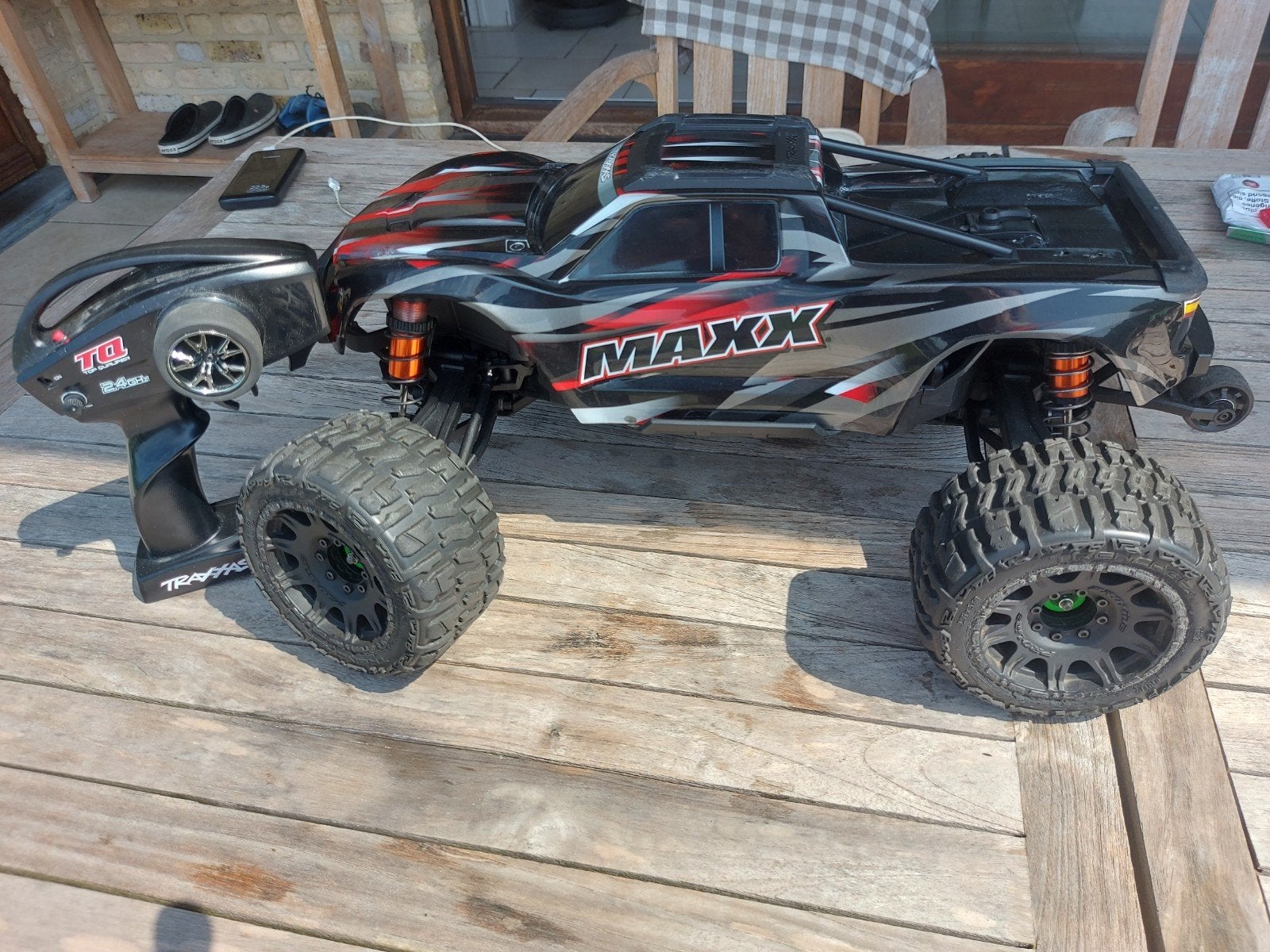 traxxas maxx v2 wide 4s 4x4 bon état complet avec émetteur, Hobby & Loisirs créatifs, Modélisme | Radiocommandé & Téléguidé | Voitures