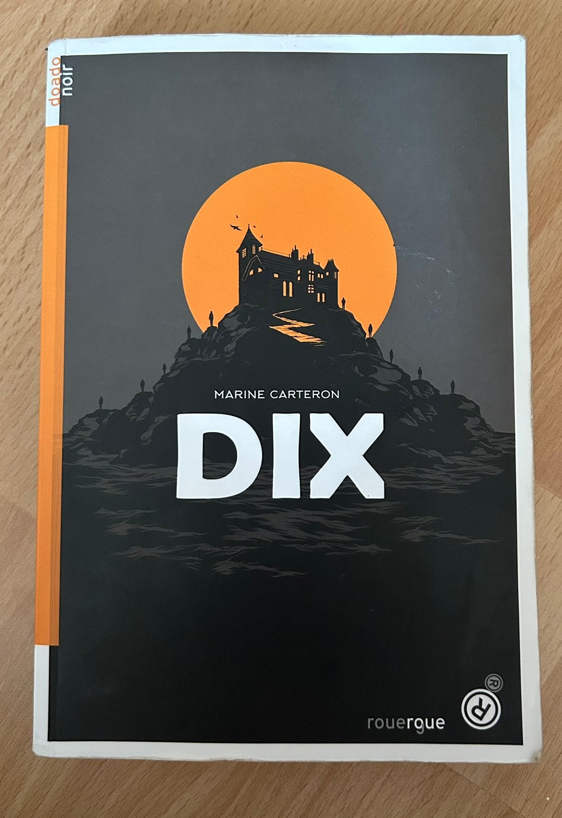 Dix - Marine Carteron, Enlèvement, Comme neuf