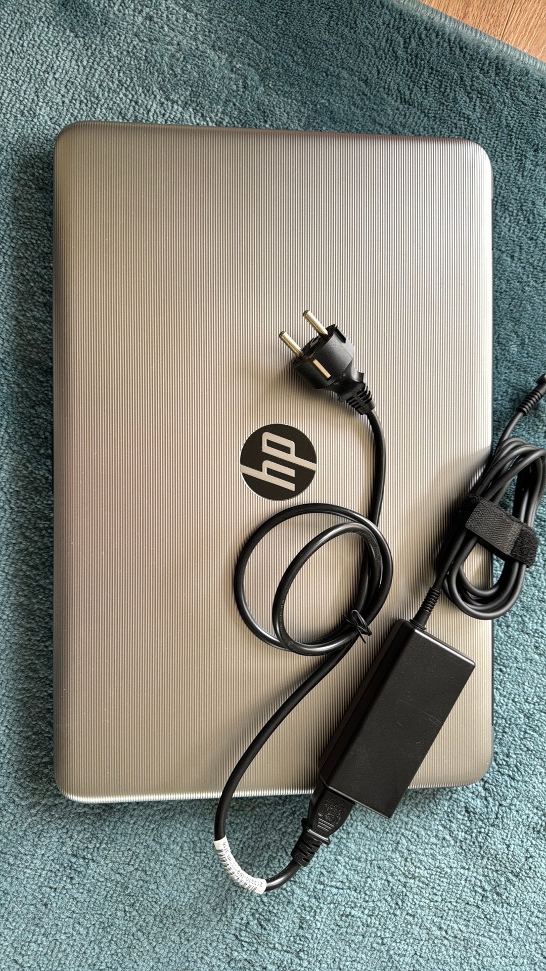 17-inch laptop om weg te geven - HP 17-x167nb, Ophalen, Gebruikt, Met videokaart, 2 tot 3 Ghz