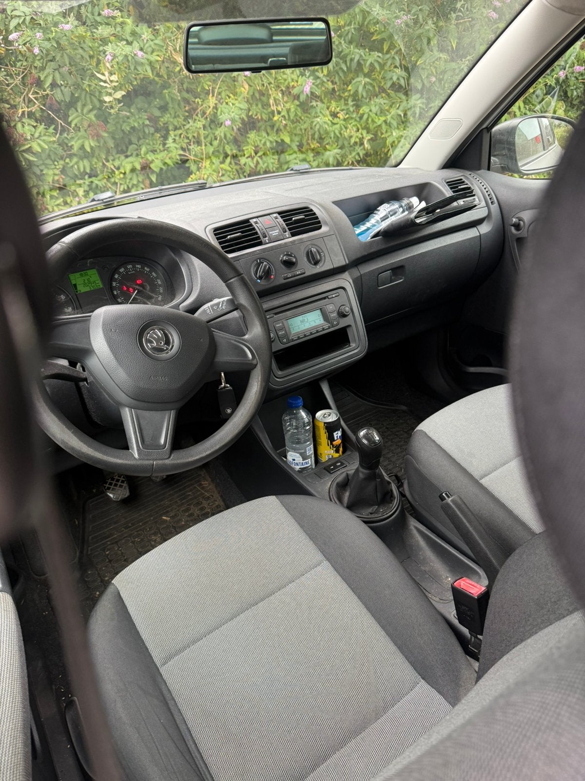 Skoda fabia /2014/1.2 essence garantie 1 ans, Autos, Achat, 5 portes, 5 places, 1199 cm³