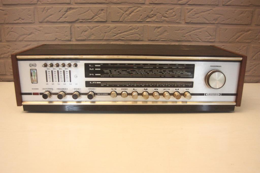 Grundig RTV360 Radio / 1967 - 1969 / Made In Germany, Ophalen of Verzenden, Niet werkend, Radio