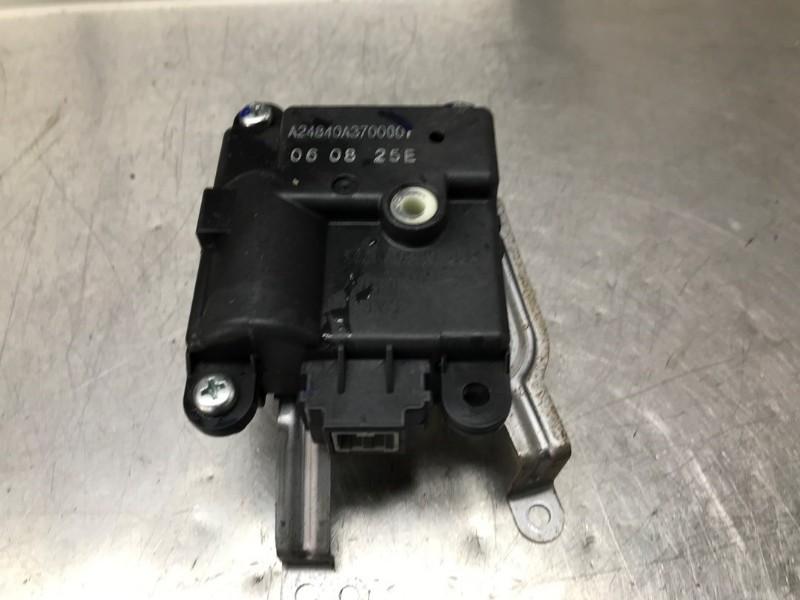 ACTIONNEUR MOTEUR VOLET CHAUFFAGE Honda Civic (FK / FN), Utilisé, Honda