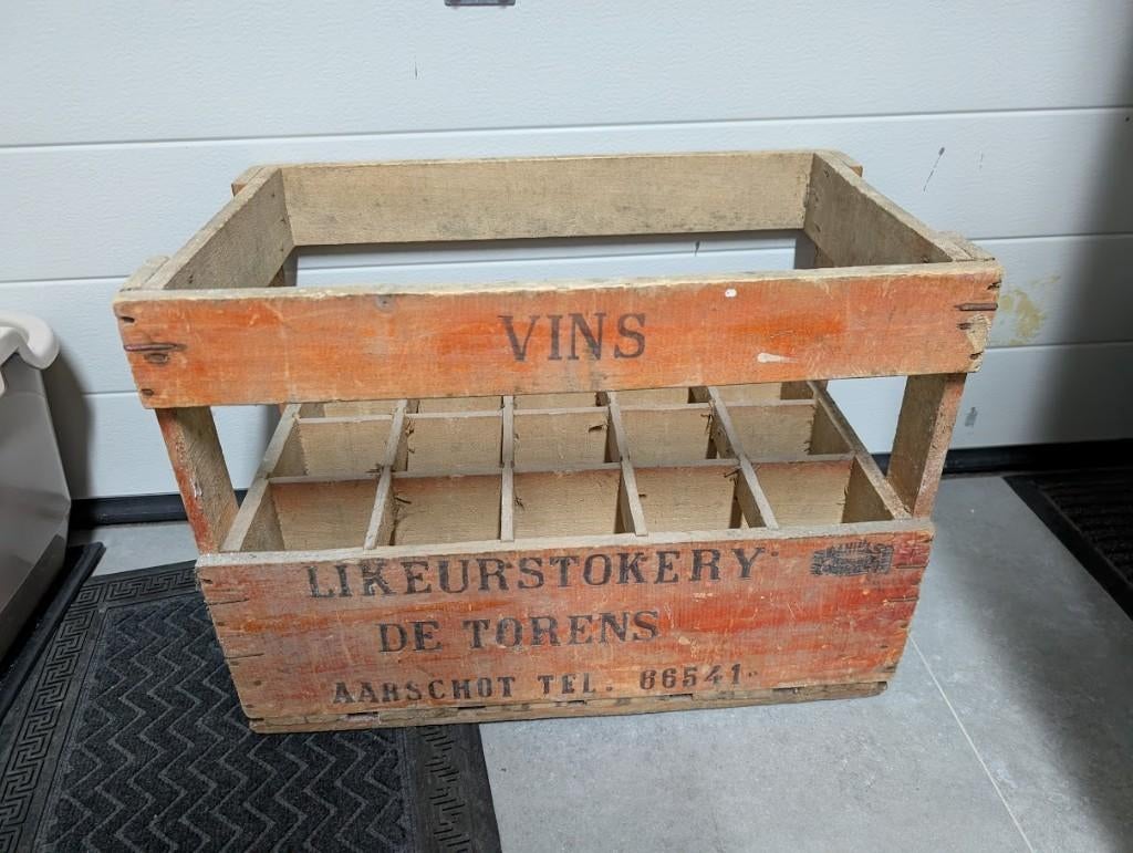 Vintage wijnkrat De Torens Aarschot, Ophalen