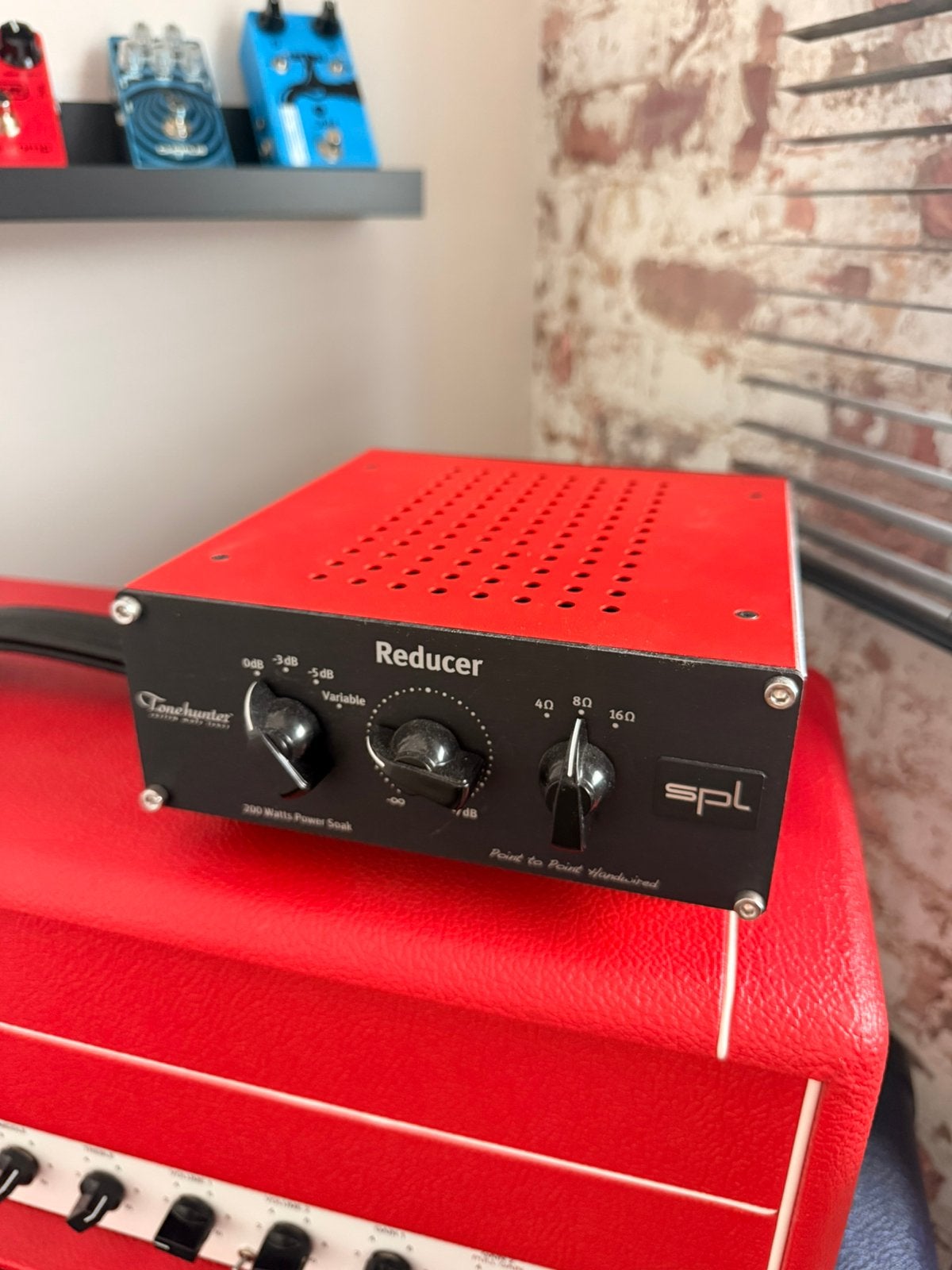 SPL reducer (attenuator), Muziek en Instrumenten, Versterkers | Bas en Gitaar, Ophalen, Zo goed als nieuw, Gitaar, 100 watt of meer