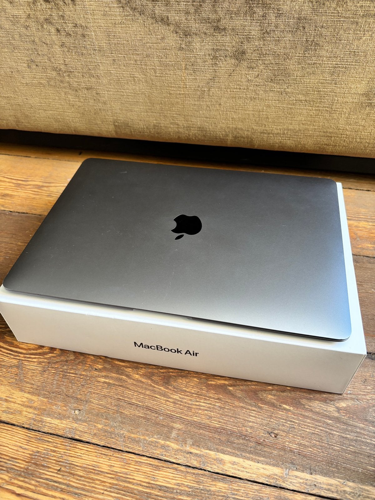 Apple MacBook Air 13-inch M1-chip, 8 GB, 256 GB SSD, Computers en Software, Ophalen, 256 GB, 8 GB, Zo goed als nieuw
