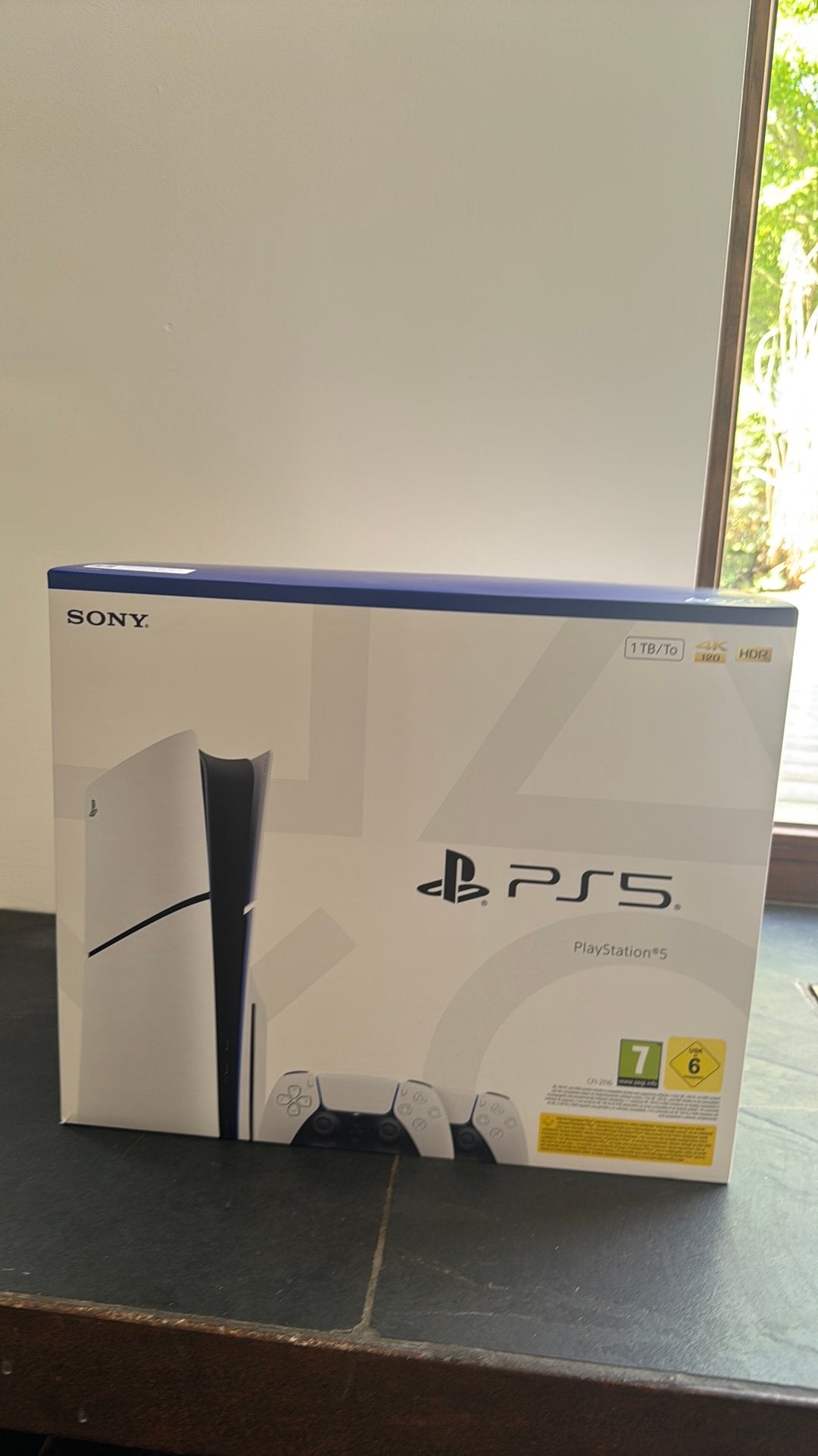 PlayStation 5 Slim 1 To + 2 manettes – NEUVE, Enlèvement, Neuf, Playstation 5