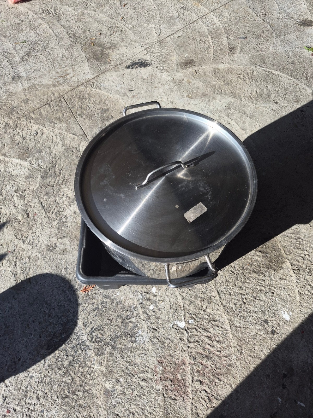 casserole a vendre 47 cm de largeur inox, Maison & Meubles, Enlèvement, Inox, Casserole