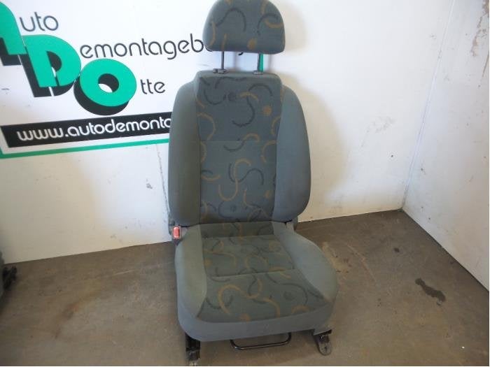 Stoel links van een Daewoo Kalos (Kalos 02-), Auto-onderdelen, Gebruikt, -, Daewoo, -